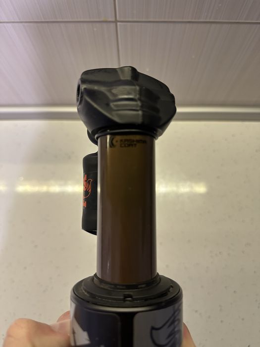 Шок Fox DHX2 Factory Float 225x75mm Trunion