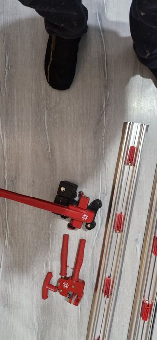 Линеал ,,Шижинг,, за рязане  плочки