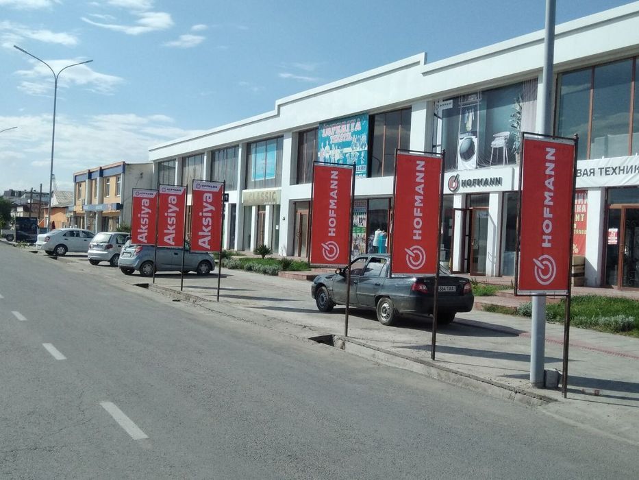 Urganch shahar Amir Temur bogʻi yonda joylashgan 144kvli dukon sotilad