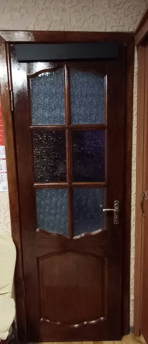 Продам межкомнатные дверь