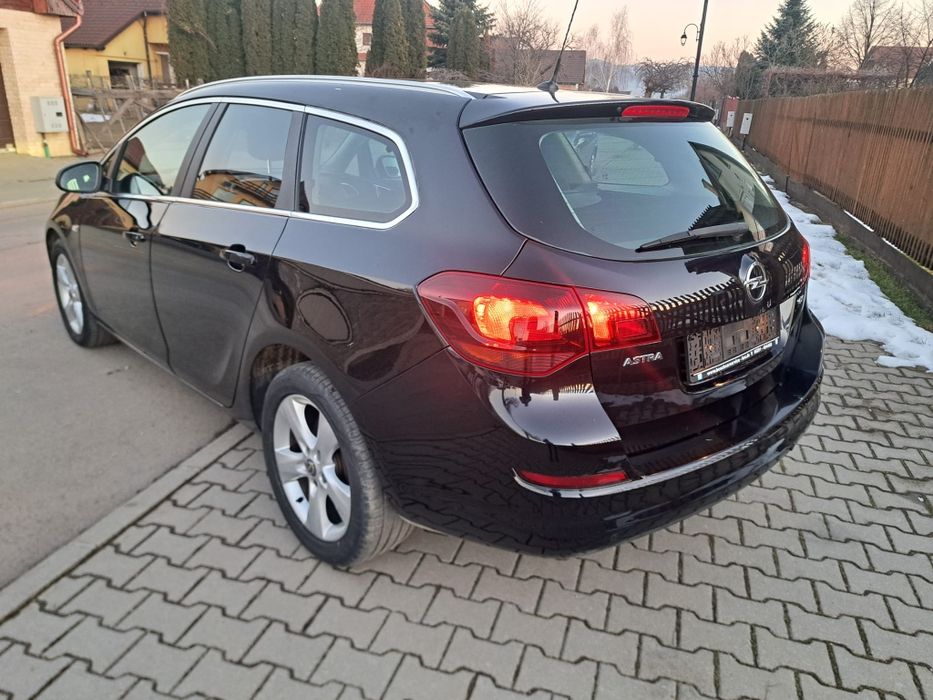 Opel Astra J  1.7 CDTI