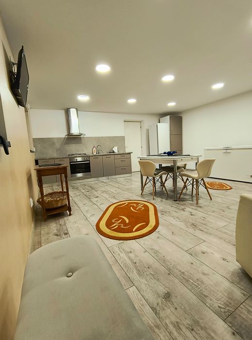 Casă în Craiova la aproximativ 600m de Spitalul nr1
