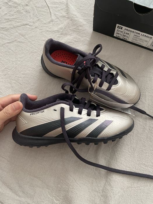 Новые бутсы adidas