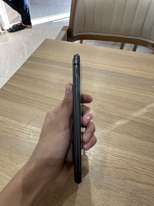 Iphone 11, 74% qora , 64GB, Yech yeri achilmagan hammeri original