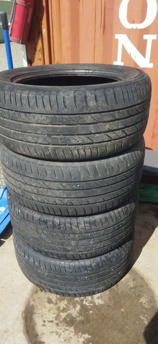 285/50/R20 продам