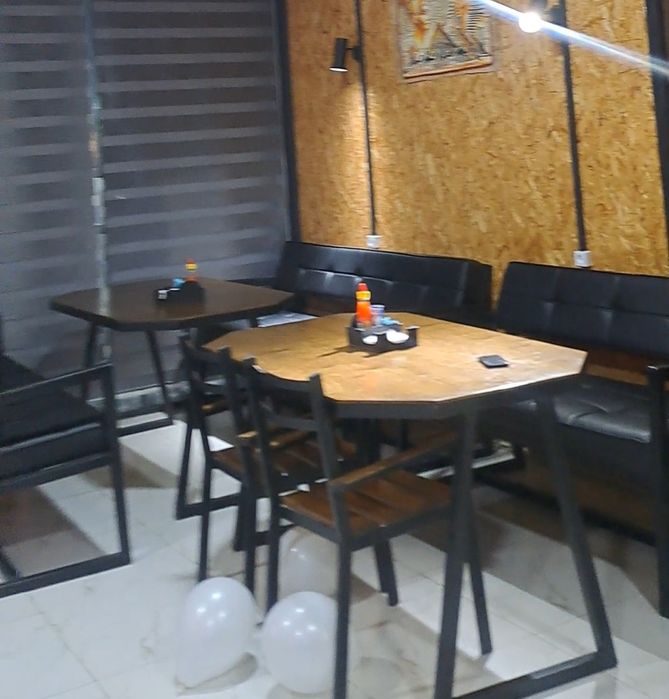 Стол стуллар сотилади