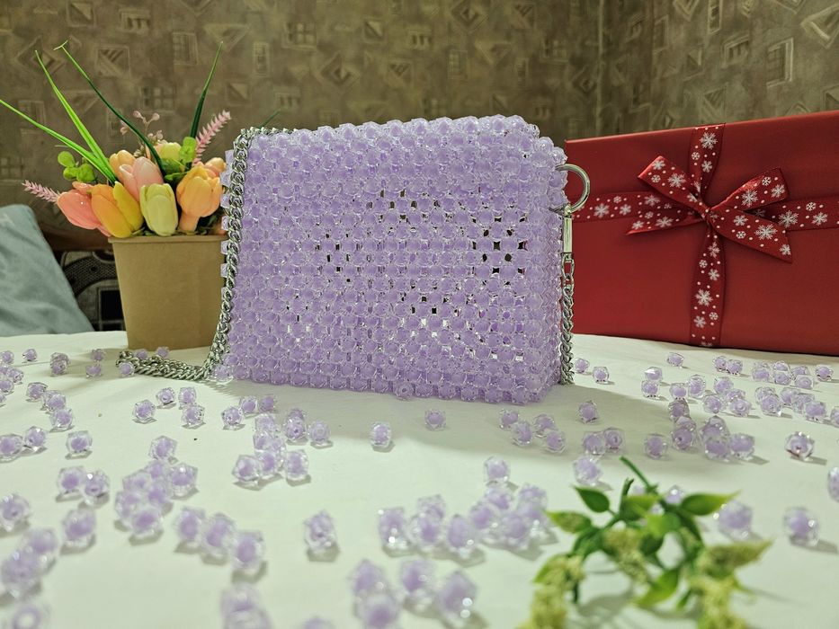 Продаются сумочки из бусин ручной работы