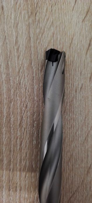 Свредло Гюринг със сменяема пластина Ø17 – 7×D (дълбоко пробиване)