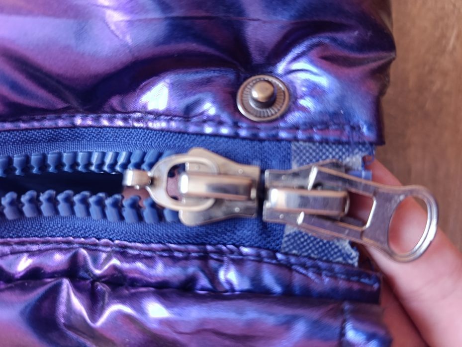 Теплая куртка для девочки на рост 140