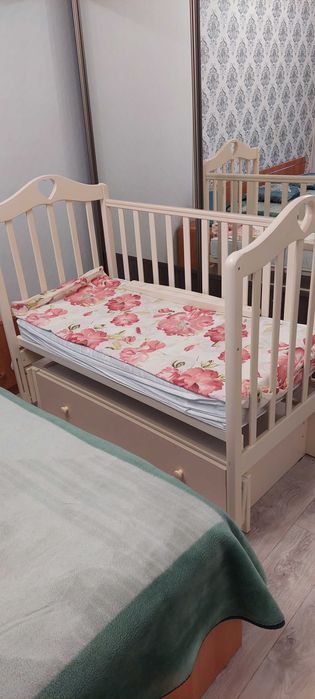 Детская кроватка