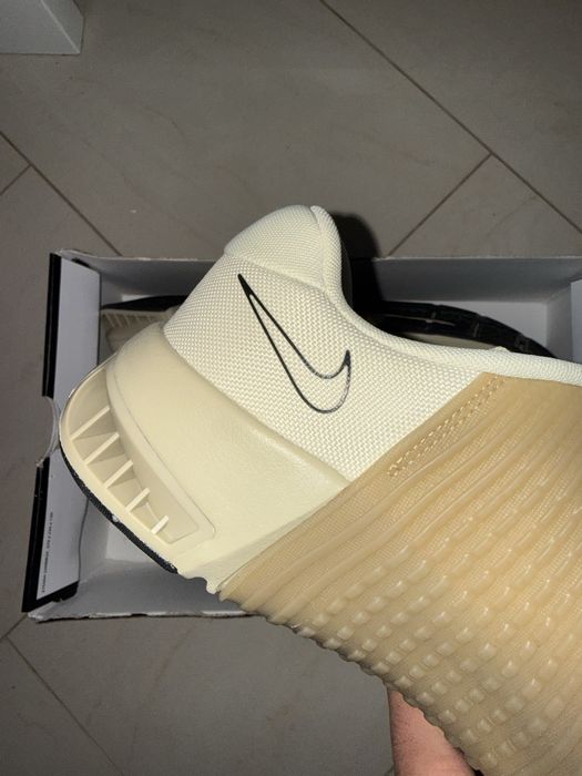 Маратонки Nike Metcon 9 “Light Khaki" - размер 49.5