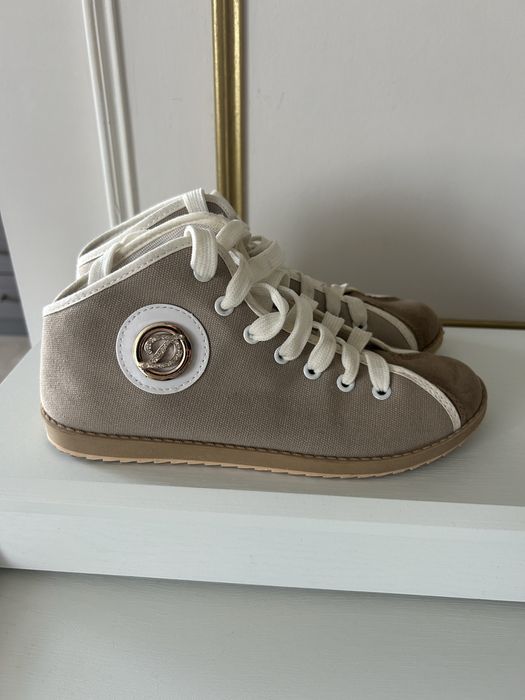 Кеды очень легкие и удобные