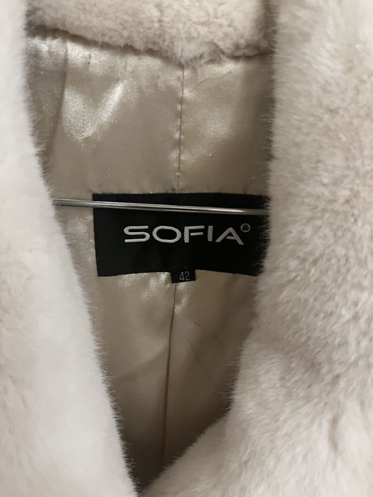 Продам зимнее пальто