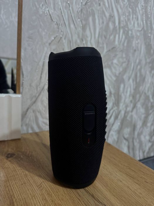 Новый JBL Charge 5 (Original, USA)