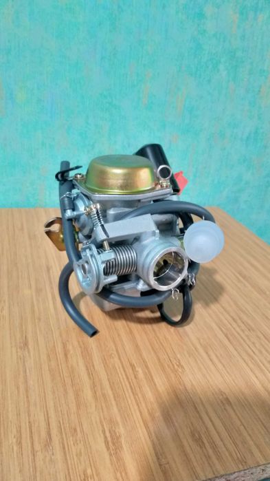 Продаётся карбуратор для скутера 150 - кубовый НОВЫЙ!