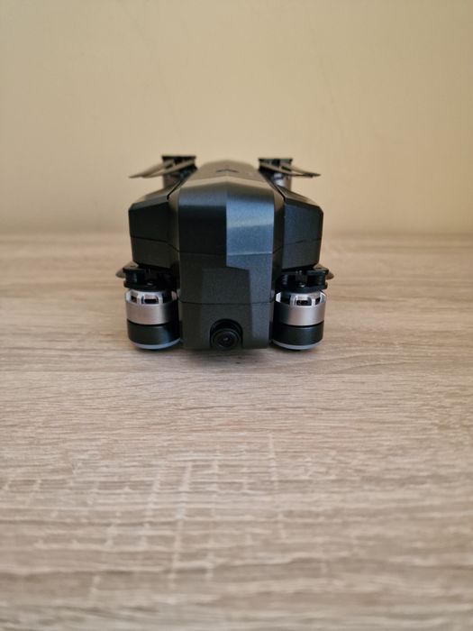 Дрон SJRC F11 пълен комплект + нова батерия