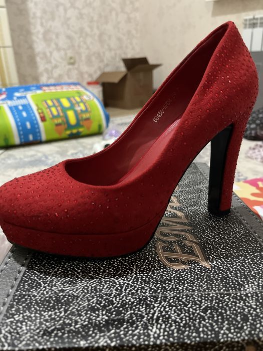 Вечерний туфли