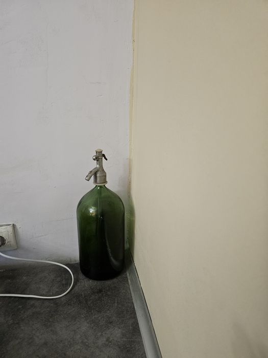 Vand sifoane vechi, antichitati, mobile