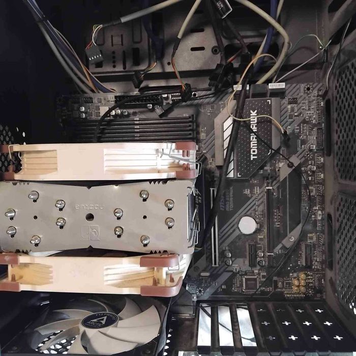 RYZEN 5 5600x+MSI B550 TOMAHAWK+Noctua NH-D15+кутия+захранване подарък