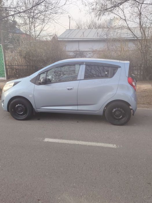 Продаётся Спарк - 2015 года, мотор 5500 оканчательно 1.25