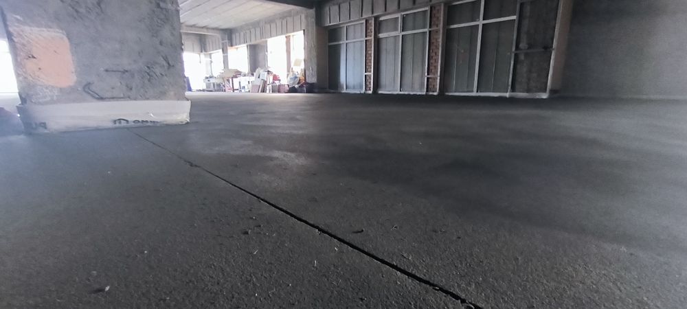 Turnare sapa mecanizata si finisare elicopterizata