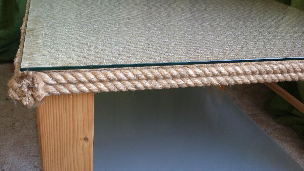 Малка холна/помощна маса - 130лв.