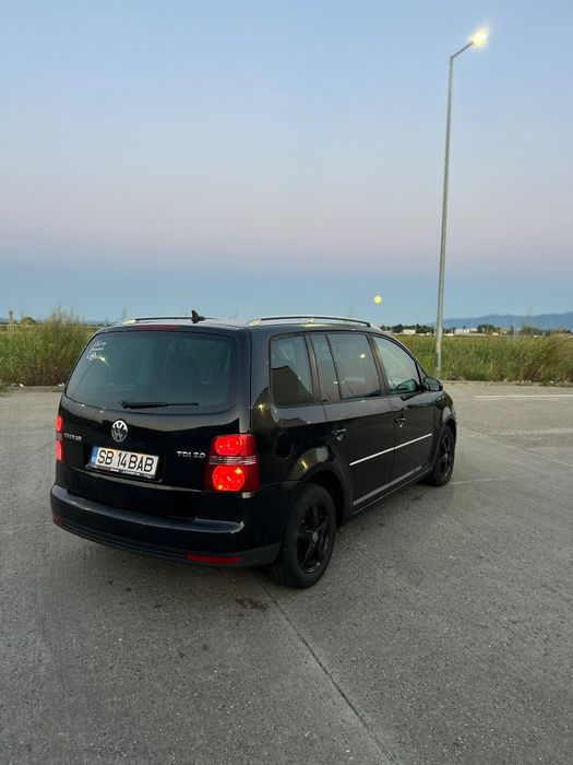 VW - Touran 2.0 D