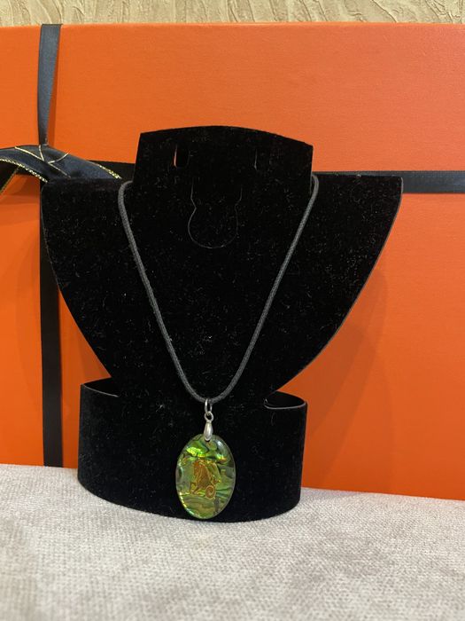 Продам подвески бусы фото смотрите