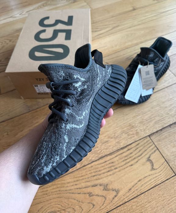 Yeezy 350 Dark Salt