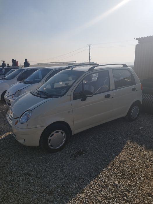 Матиз пол люкс (h9)  йили 2015 краска бор пробег 130 000 нархи 4500$