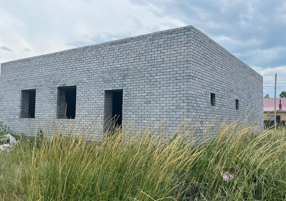 Продаю недостроенный Дом Уркер