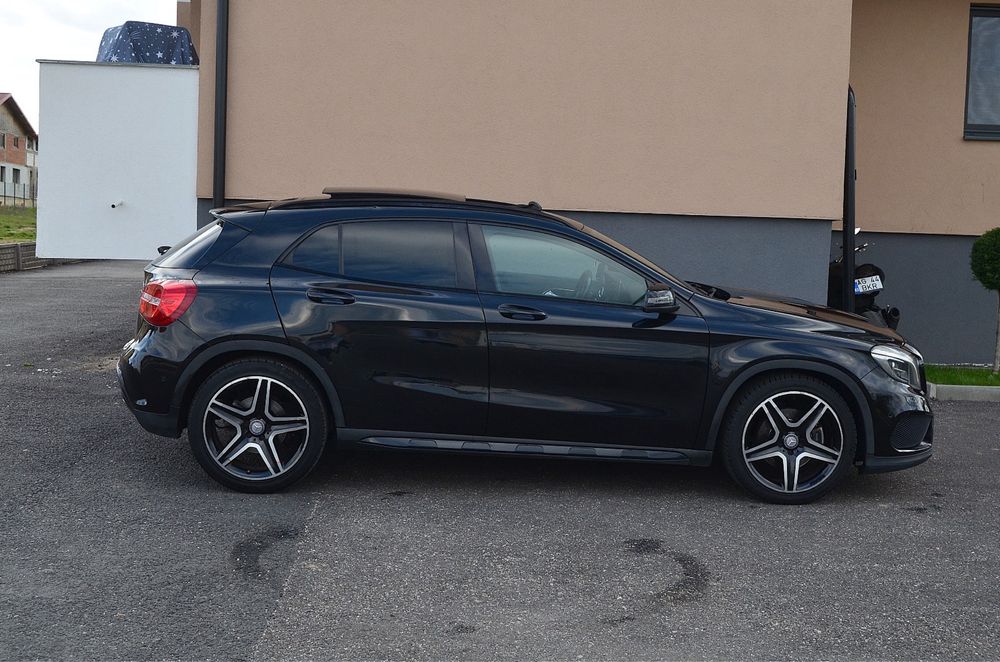 MERCEDES-BENZ GLA 2015 — imagine 3
