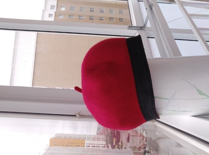 Продам  НОВЫЕ береты