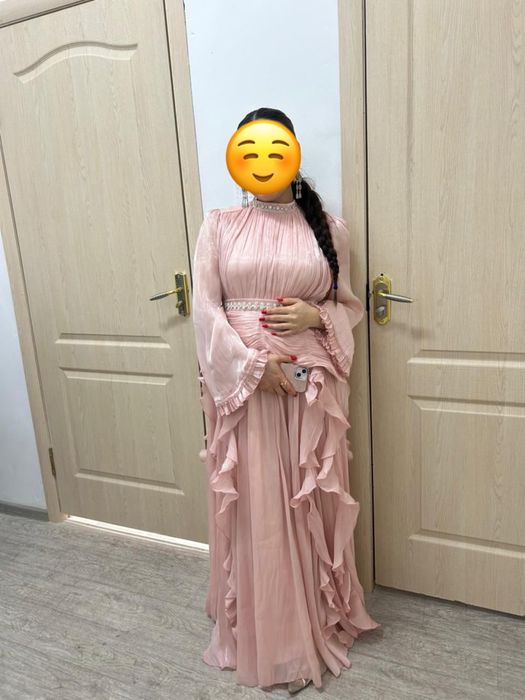 Национальные платья с корсетом