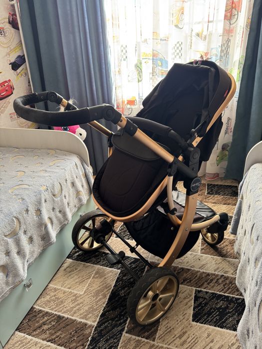 Продаю коляску трансформер Emilie