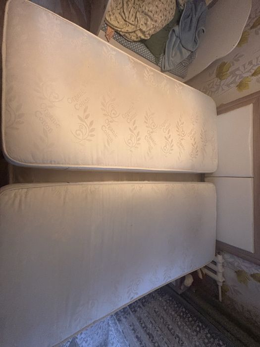 Продам 2 матраса