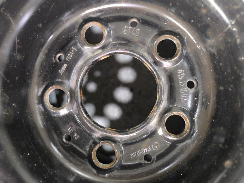 Продам запаску от мерседес 124