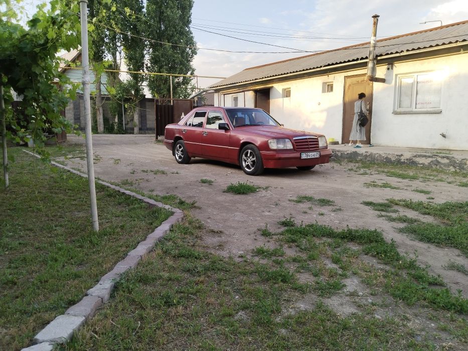 Мерс 124 ешка 2.2 1994