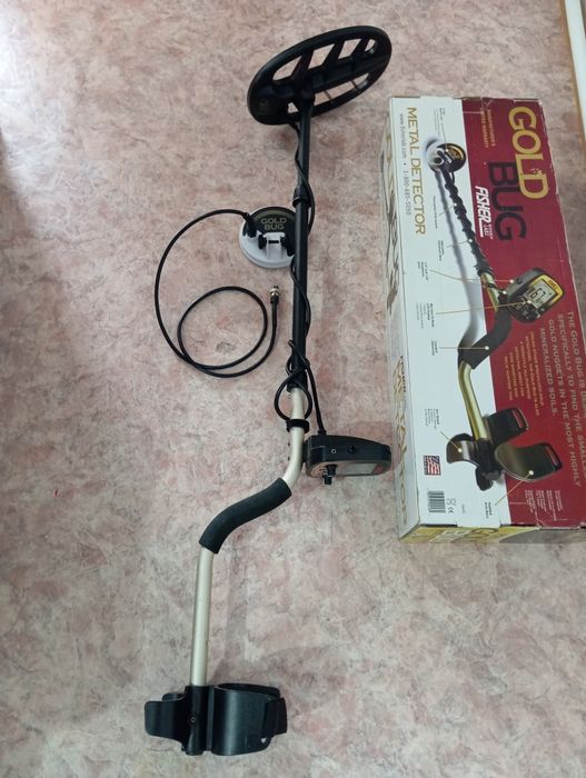 Металлоискатель Gold Bug. На ватсап напишите.