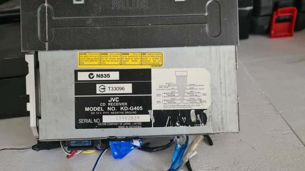 Автомагнитолу JVS