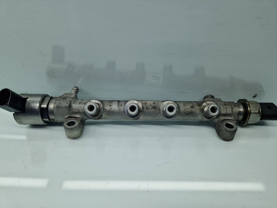 Rampa injectoare AUDI A3 Sportback (8VS, 8VM) [Fabr 2013-prezent] 04L0