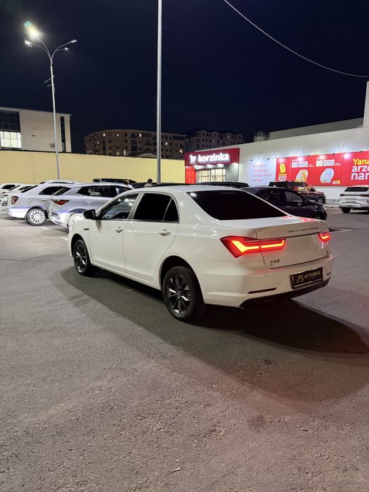 BYD Qin EV 2023 — 4