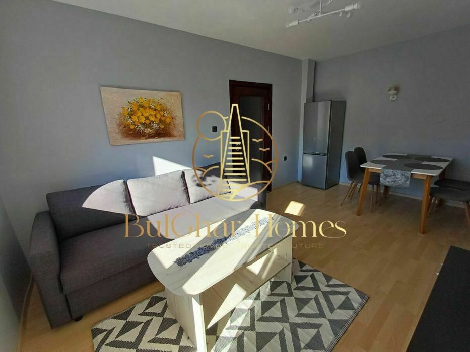 Двустаен - Лятно Кино Тракия