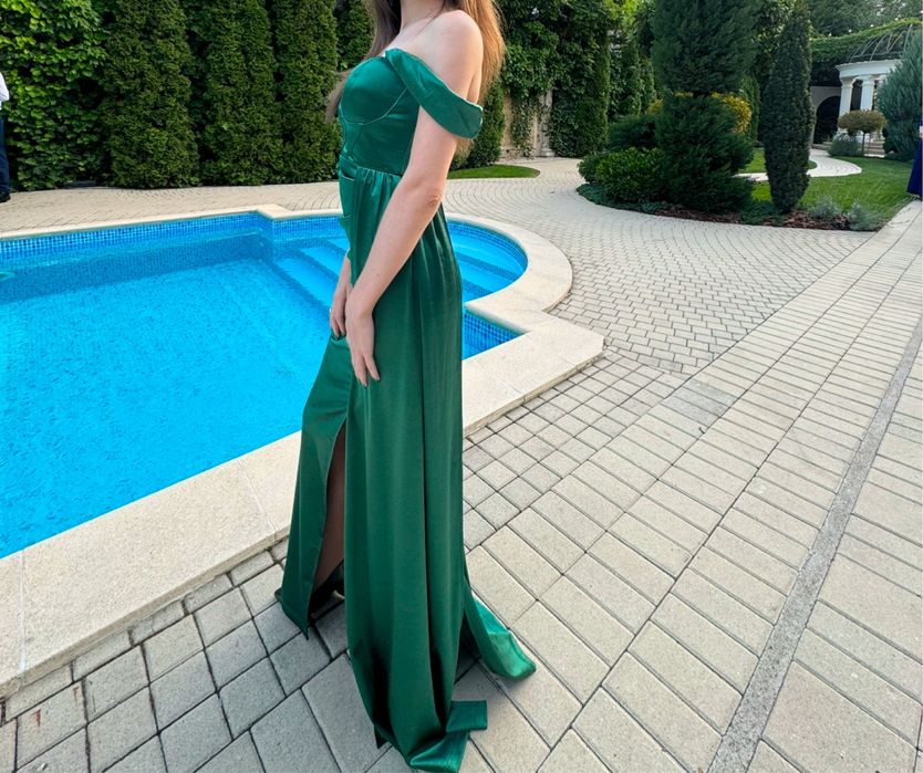 Rochie eleganta verde