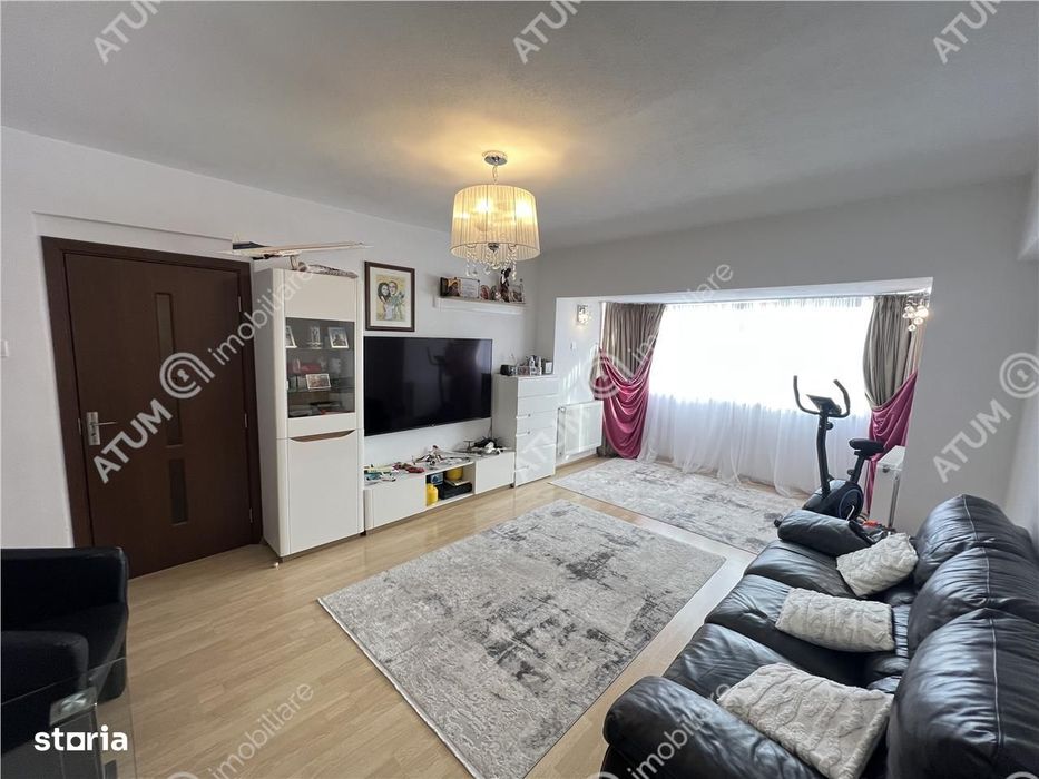 Apartament 3 camere mobilate utilate 2 bai pivnita zona Turnisor Sibiu — fotografia 1
