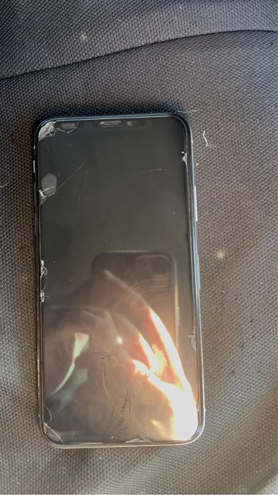 iPhone X 64/100 белый