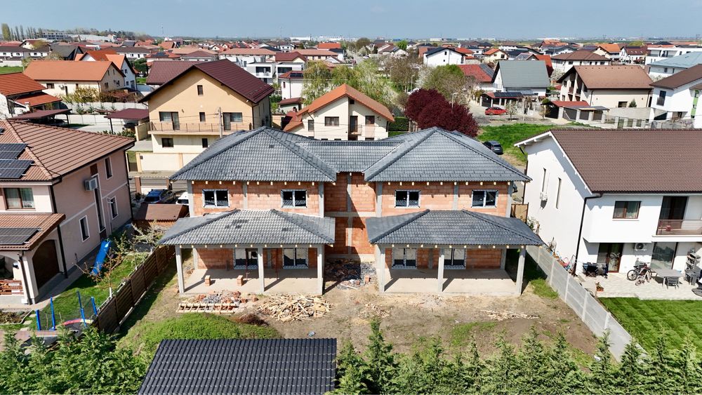 Propietar vand duplex