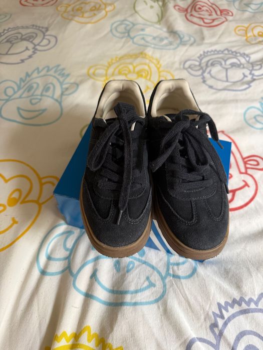 Детски велурени кецове ZARA