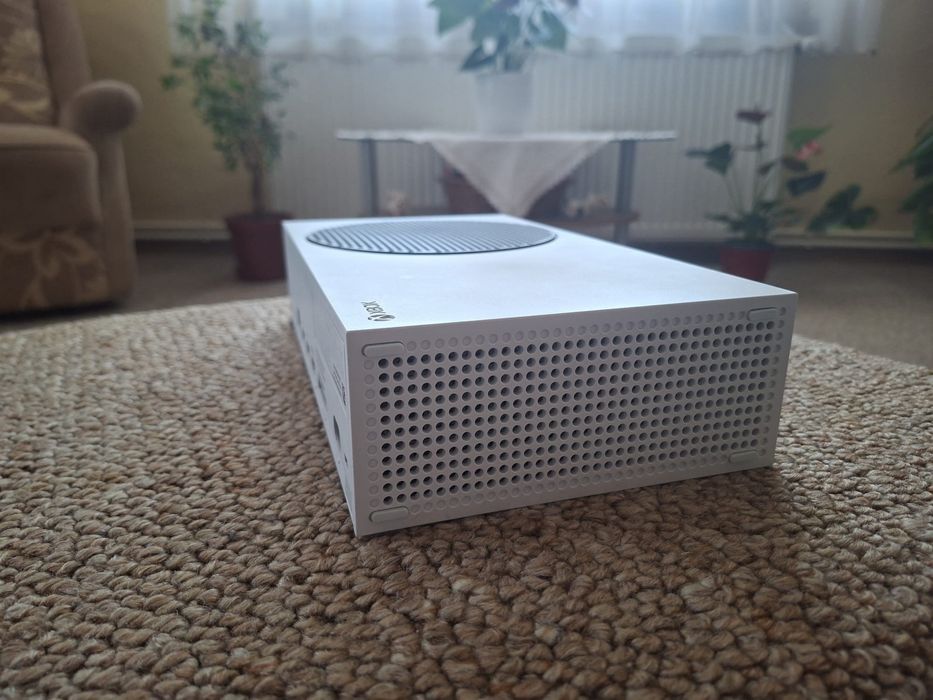 Xbox series S 51