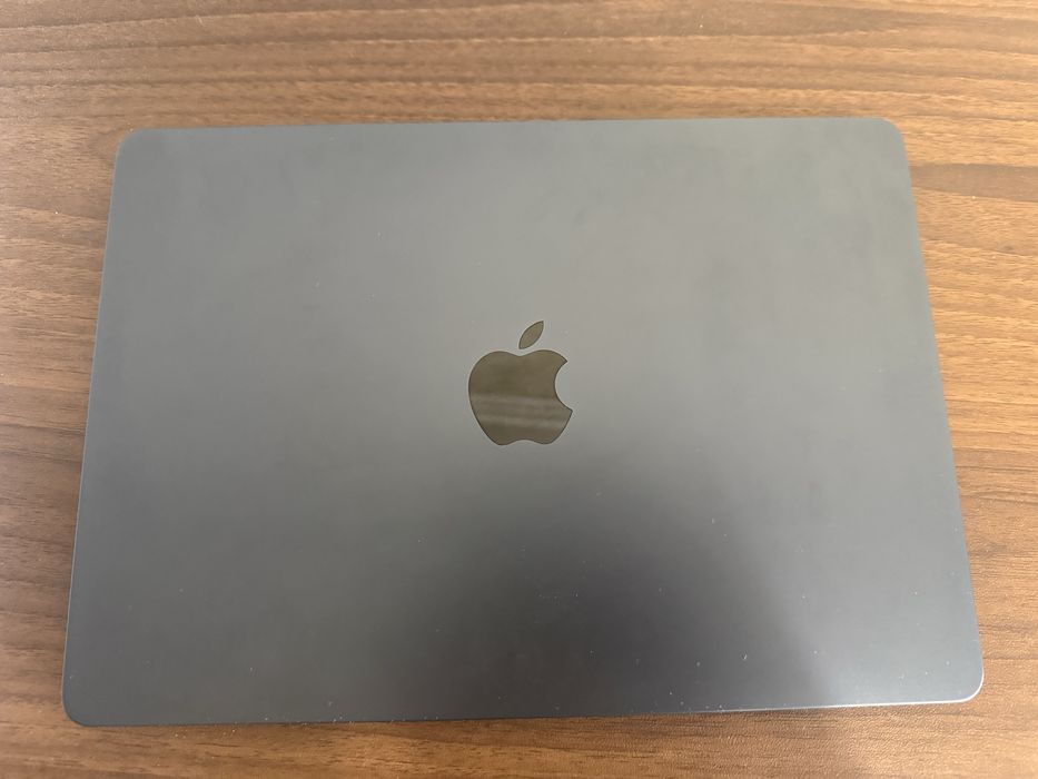 Macbook Air 13.6” на чипе M4
